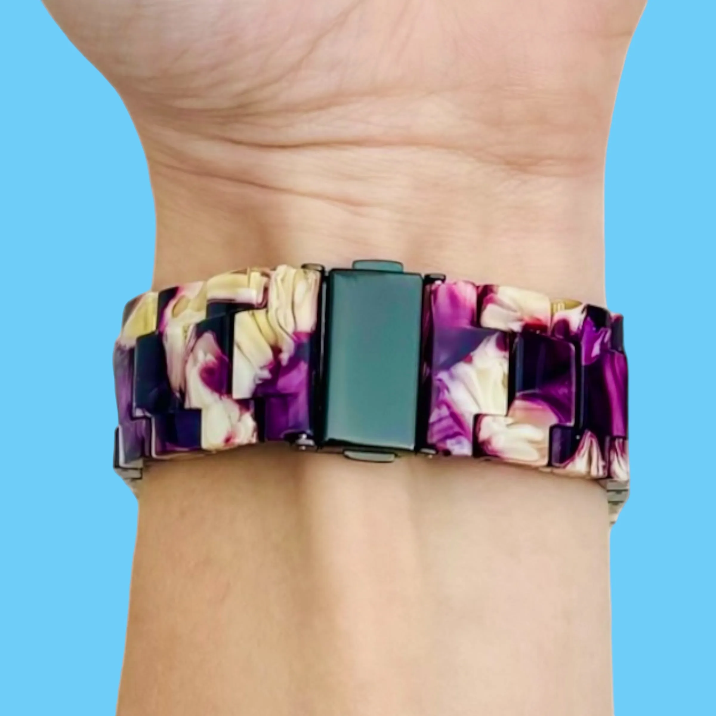 Fitbit Versa 4 Stylish Resin Watch Strap