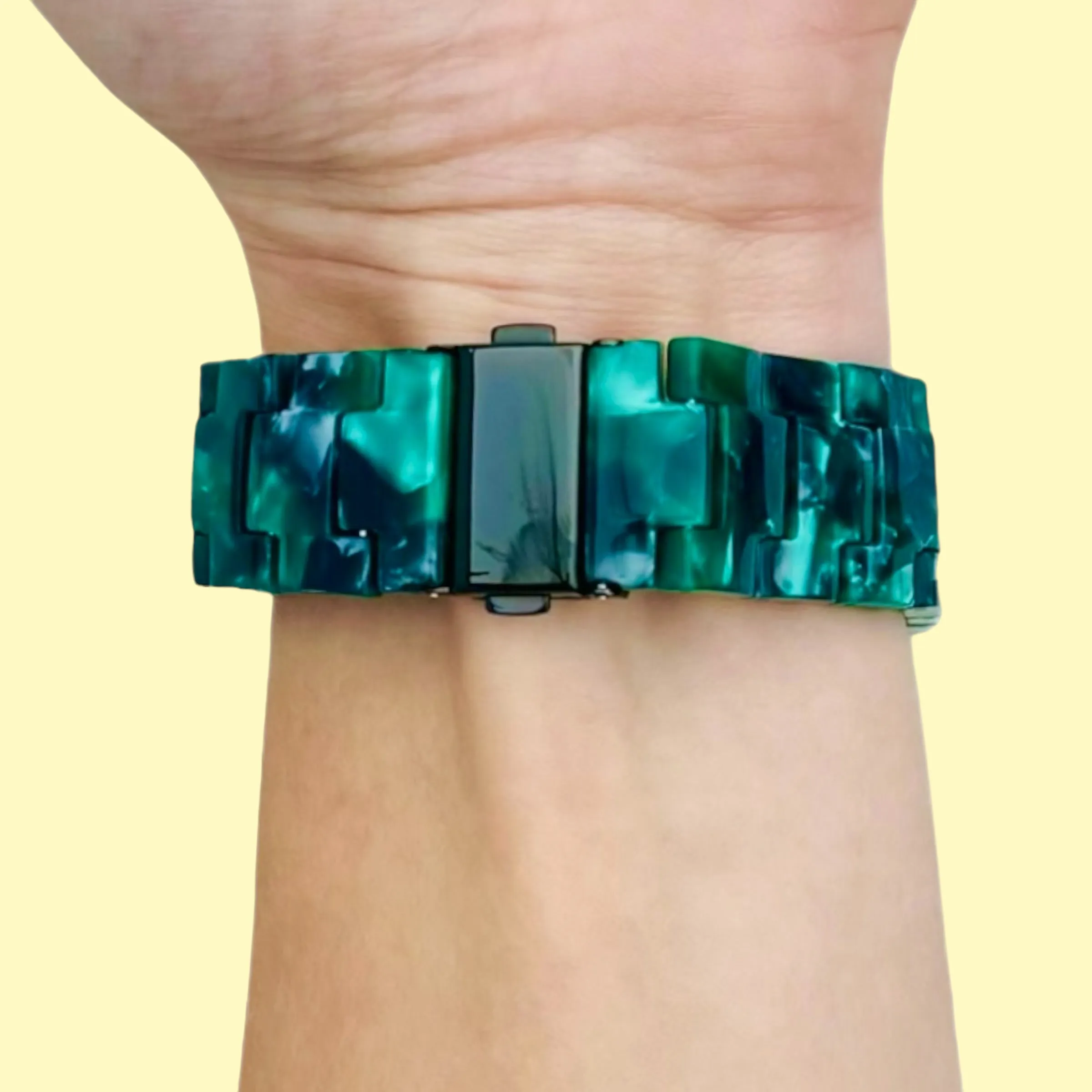 Fitbit Versa 4 Stylish Resin Watch Strap