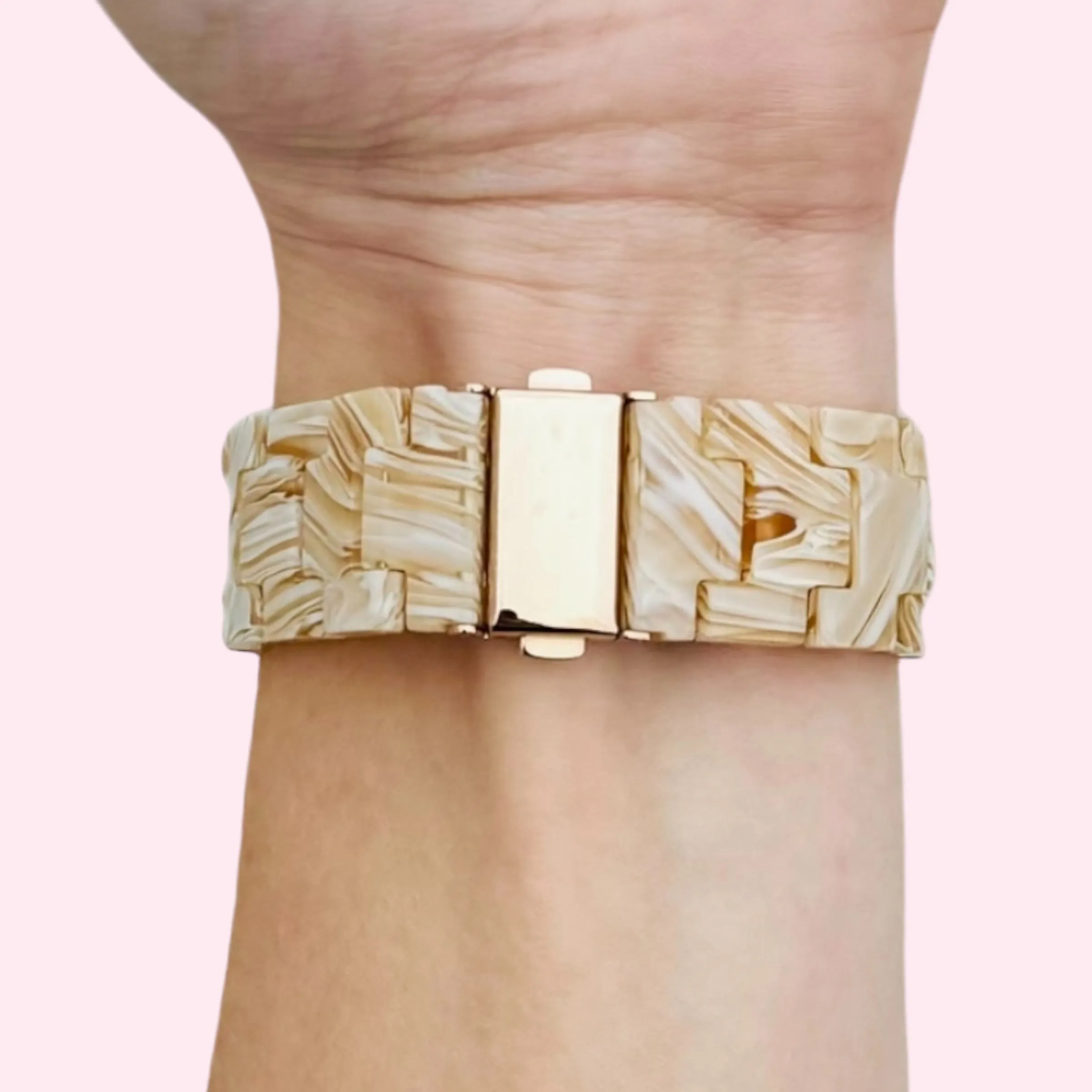 Fitbit Versa 4 Stylish Resin Watch Strap