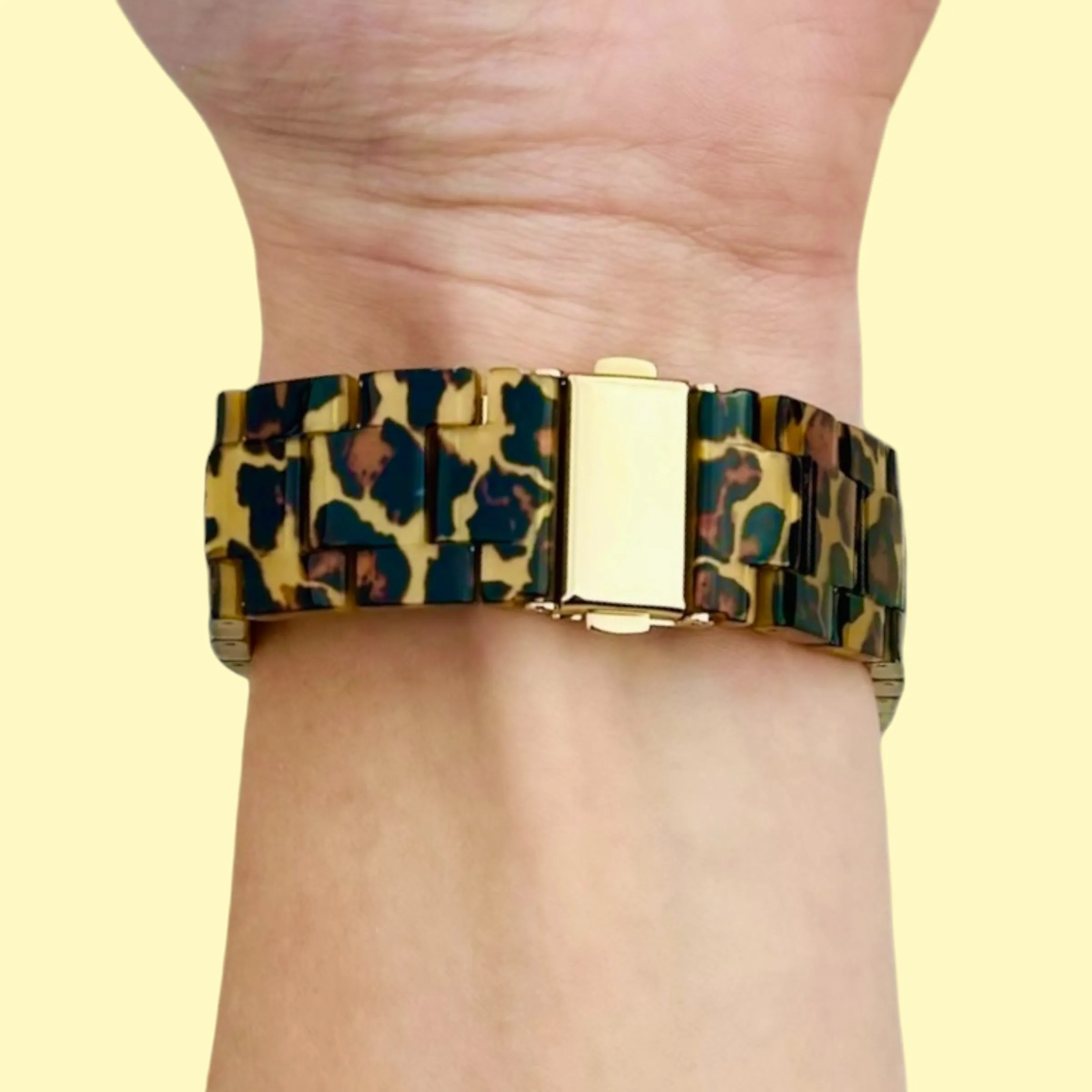 Fitbit Versa 4 Stylish Resin Watch Strap