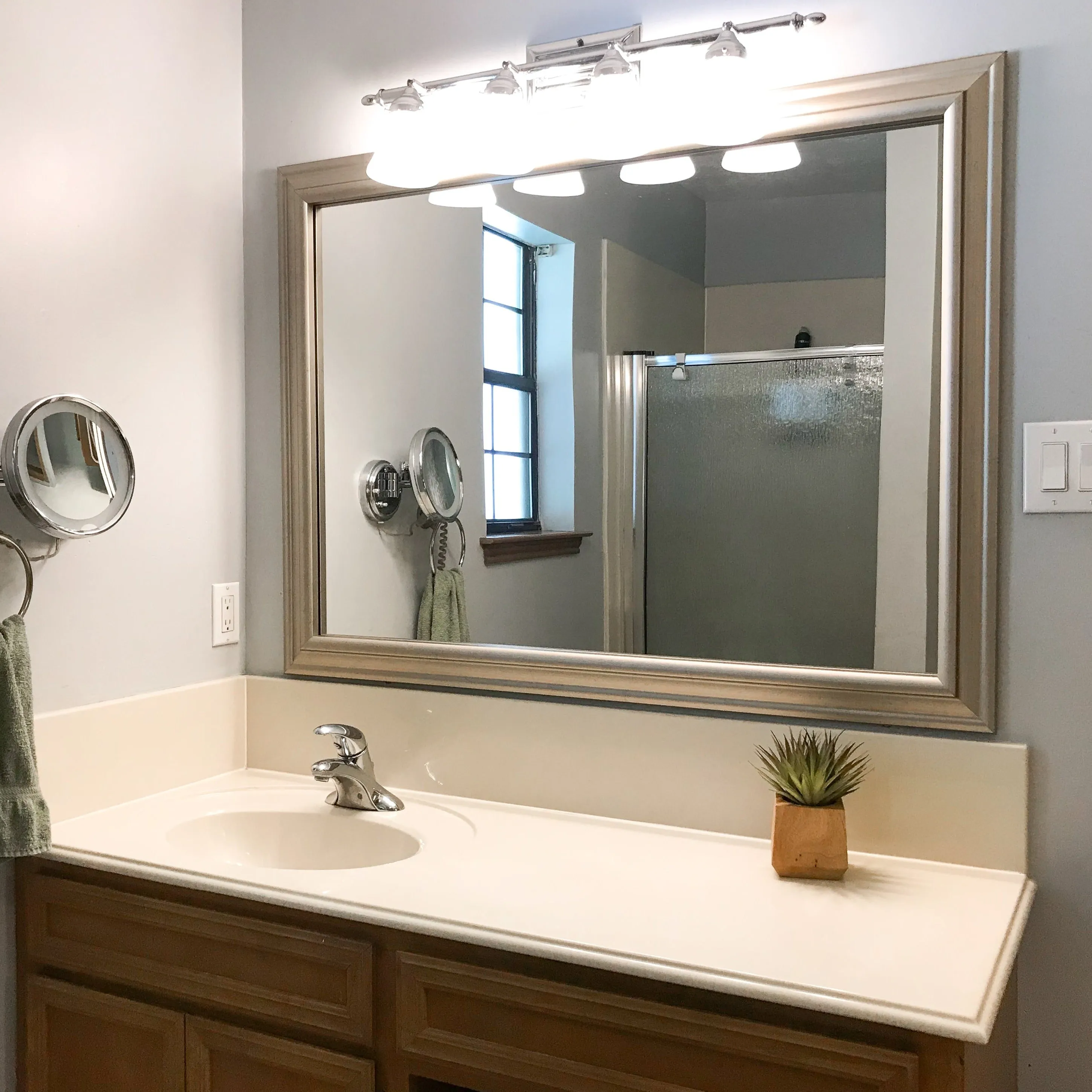 Humbolt Reverse (Antique Satin Nickel)